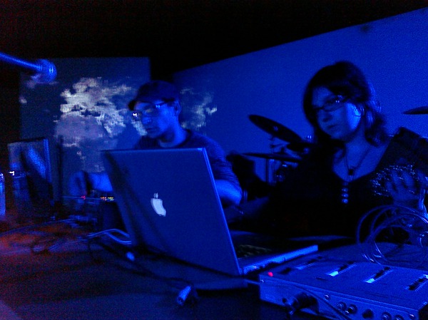 Felix Ardono y Araceli Pino en el Giratorio